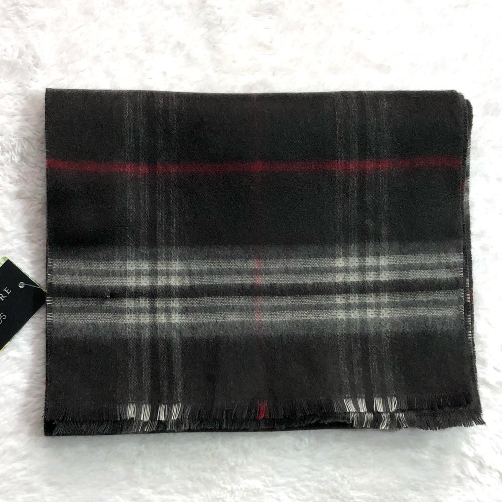 Bloomingdale’s The Men’s Store Reversible Scarf